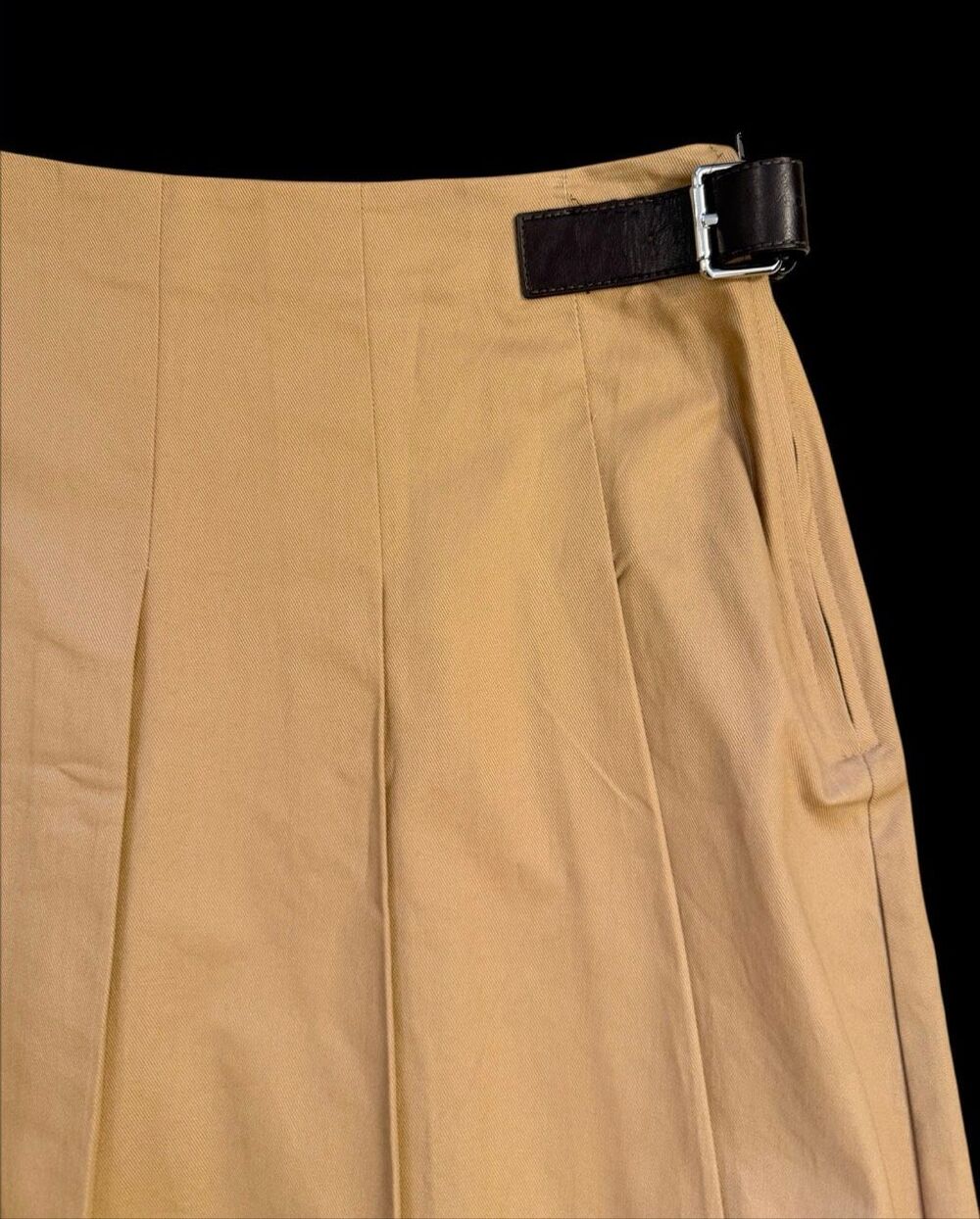 NWT LOFT Khaki Pleated Mini Skirt Sz. 14 Buckle Academic Preppy - Picture 4 of 11